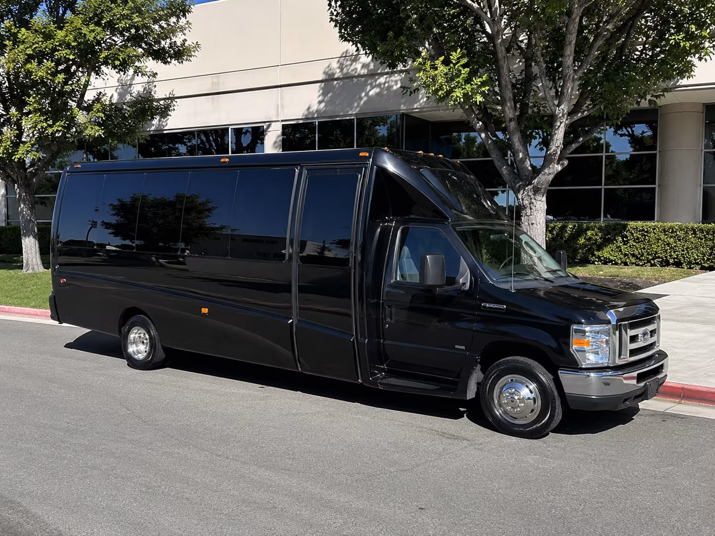 edmond corporate party bus rental