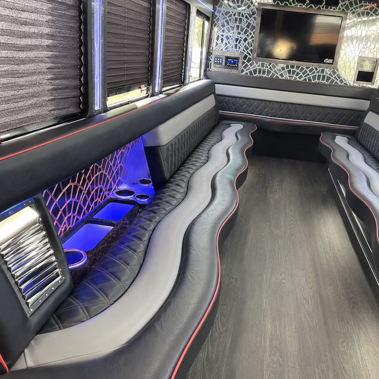 edmond quinceanera sweet 16 party bus rental