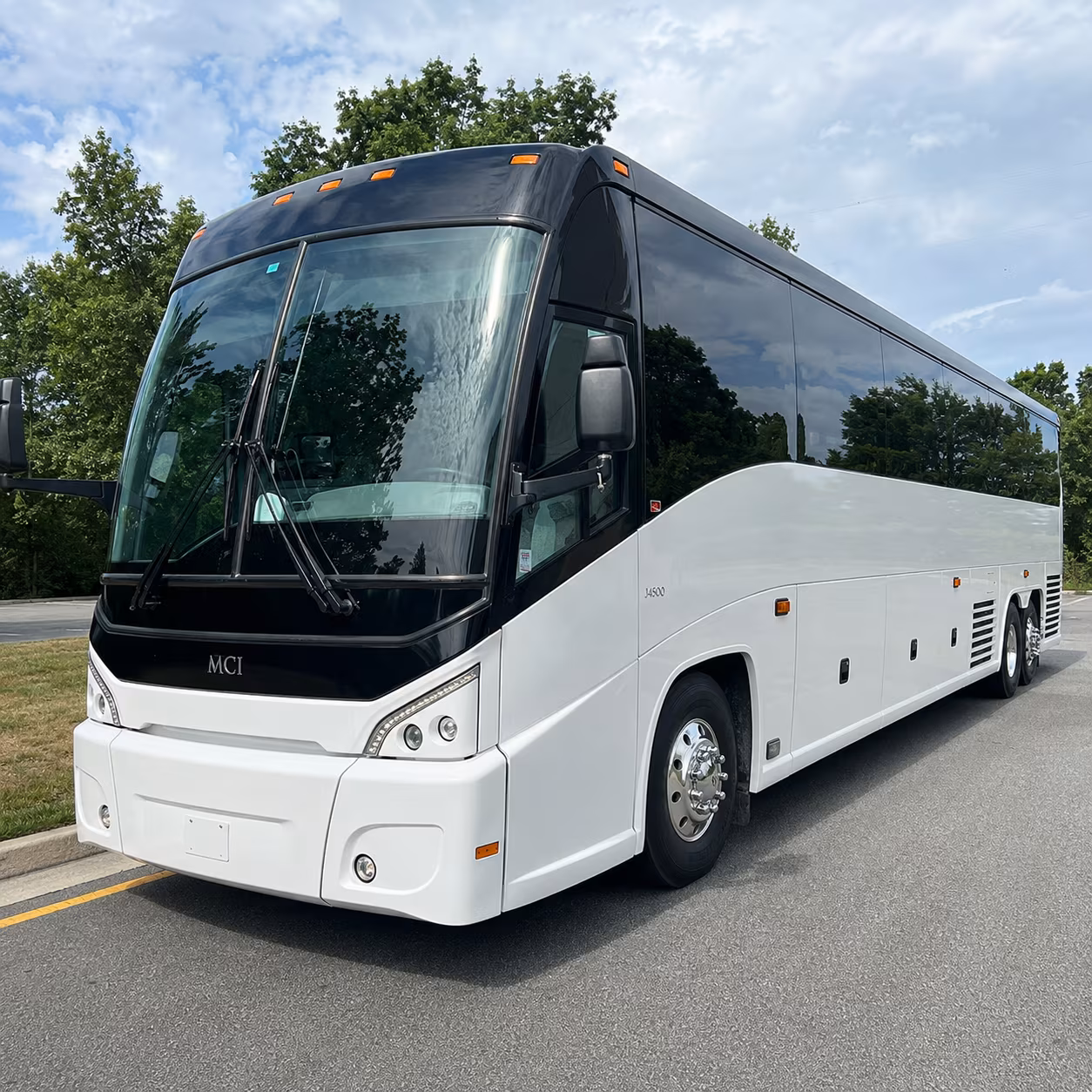 edmondcharterbuscompany com is here to make long distance group travel from edmond simple